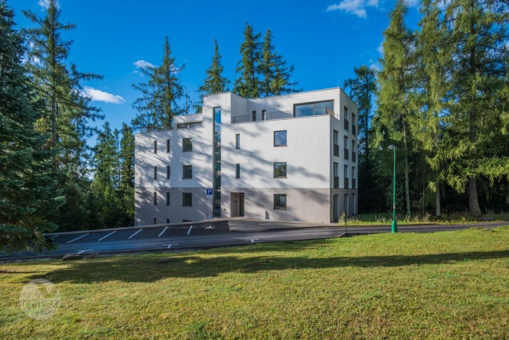 Posledné voľné byty priamo pod Gerlachom: Rezidencia Hagovia - bytový dom Borovica spája prémiový štandard s dokonalou investíciou